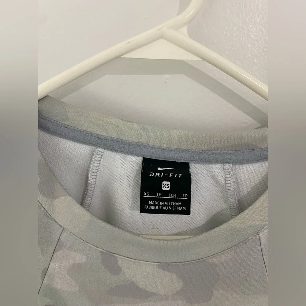 2 Nike camp sweatshirts - XS - Picture 4 of 7